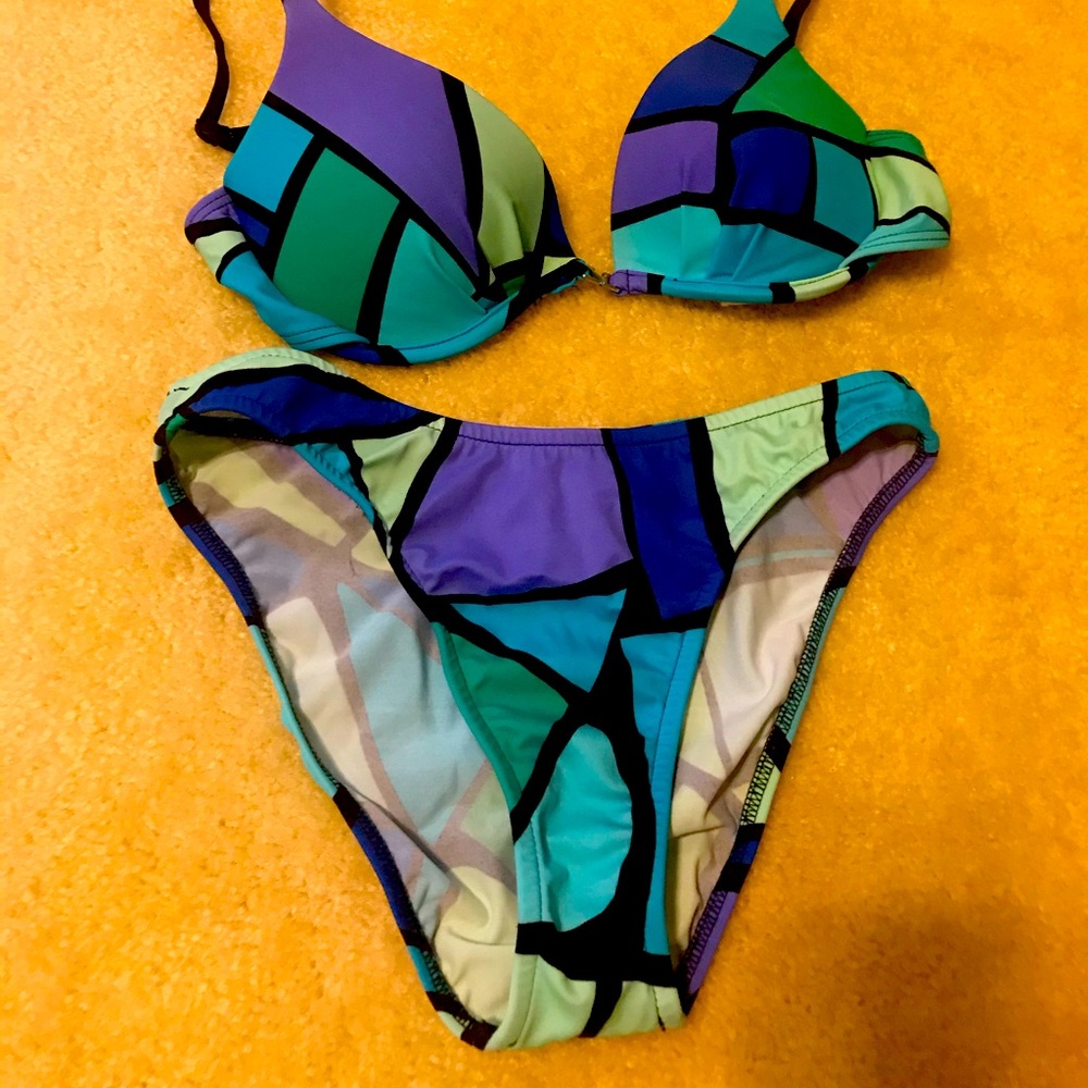 Multi color bikini